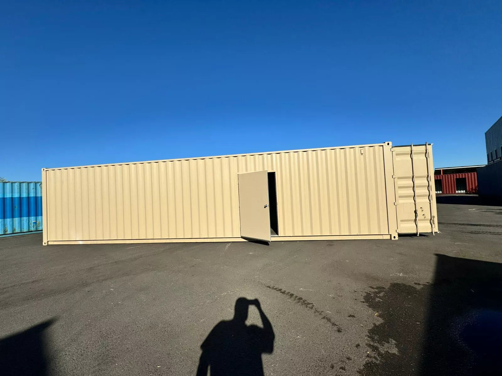 40ft shipping container with man door image 0