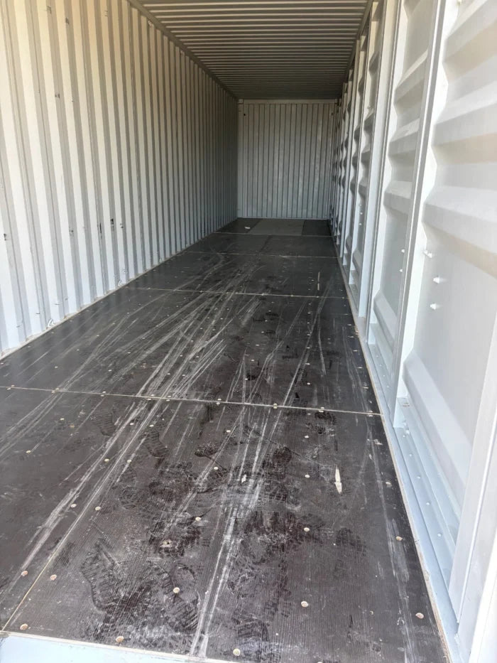 40′ HIGH CUBE SHIPPING CONTAINER image 2