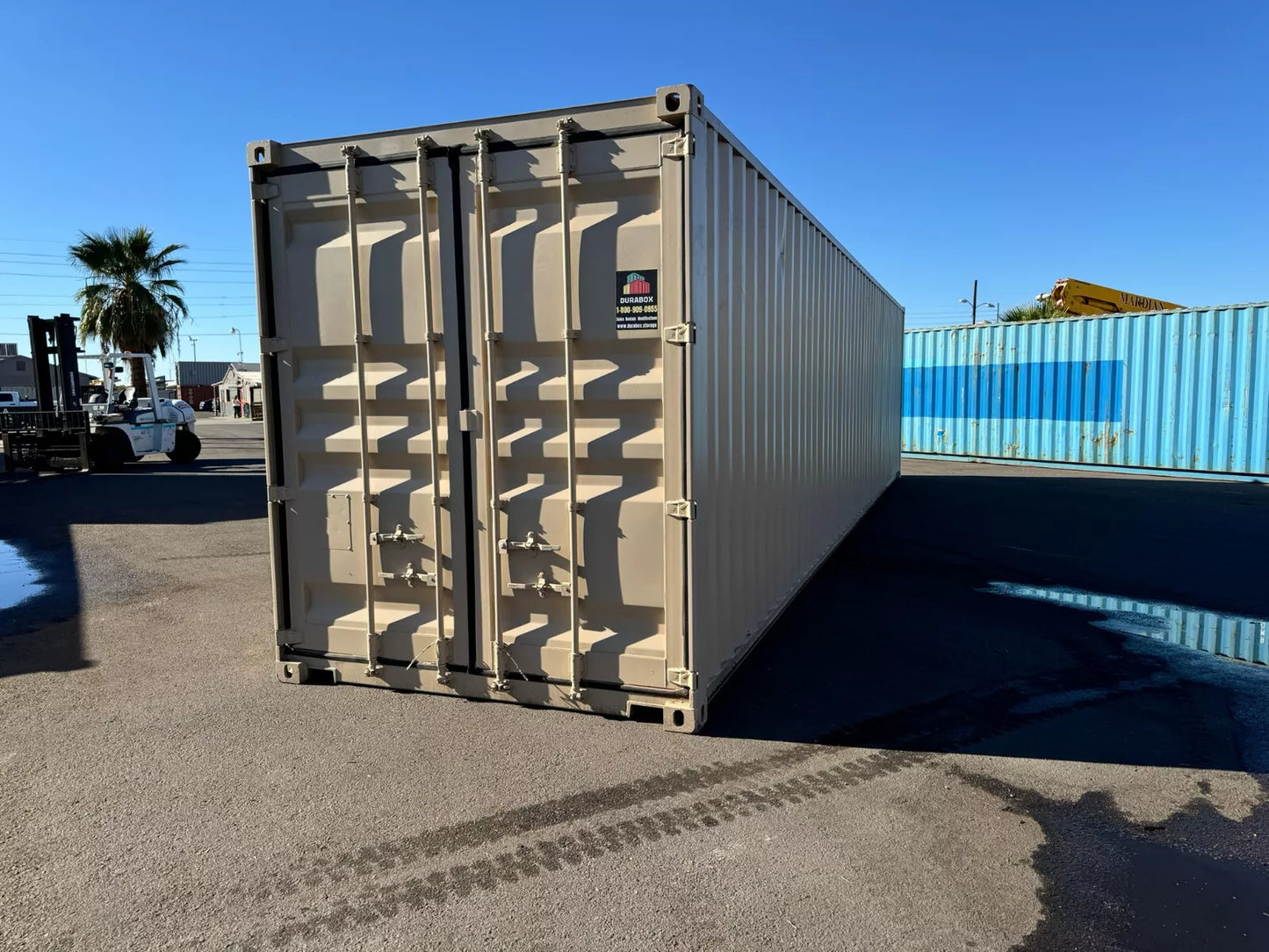 40ft shipping container with man door image 3