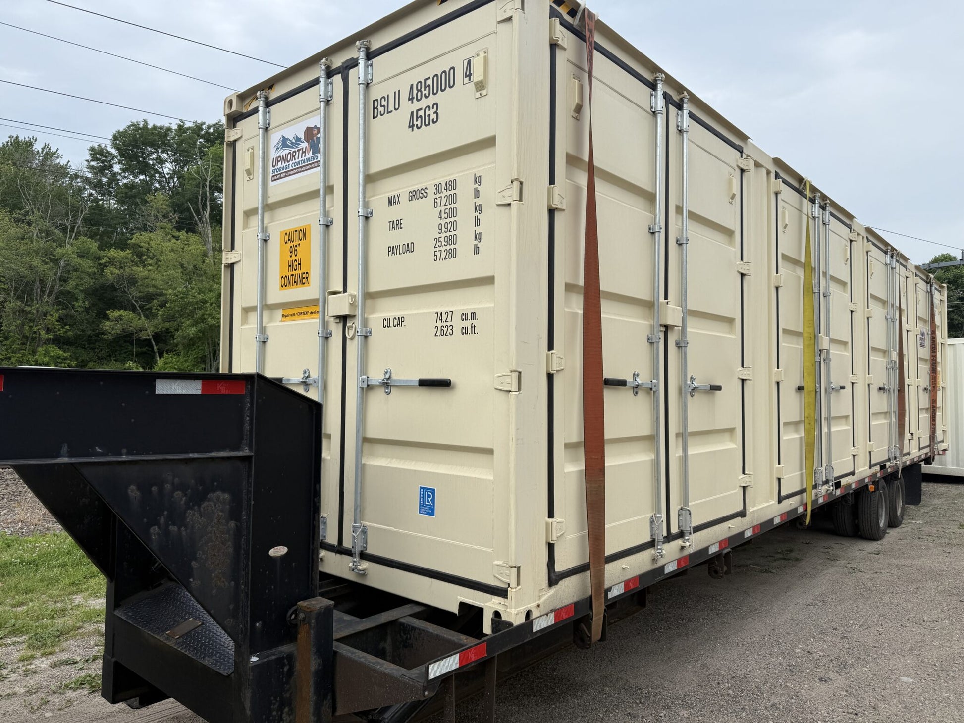40′ x 8′ x 9.5′ High Cube Shipping Container with 4 Doors – New One Trip – Beige image 2