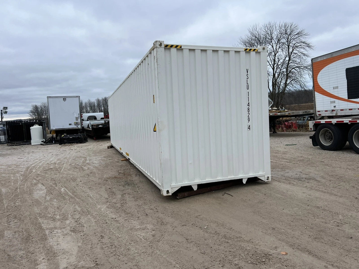 40 foot high cube Shipping container image 0