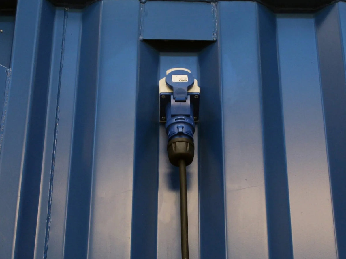 10′ Insulated Container image 1